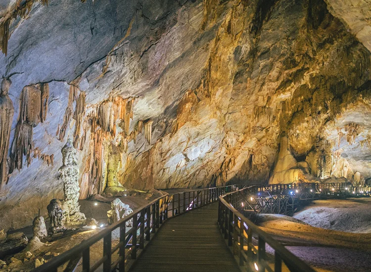 Paradise Cave