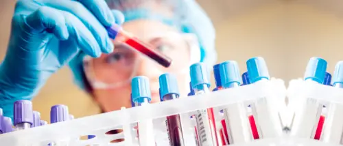 what is blood cancer know its symptoms and treatment in hindi