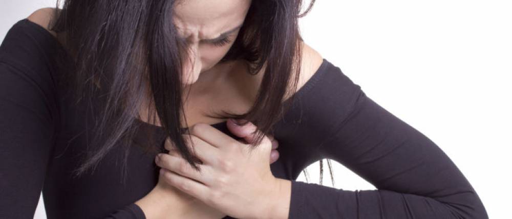 symptoms causes and ways to avoid heart attack in women hindi