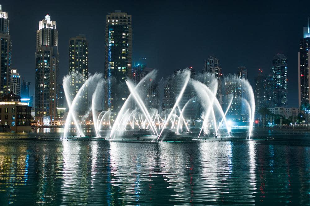  Dubai Fountain